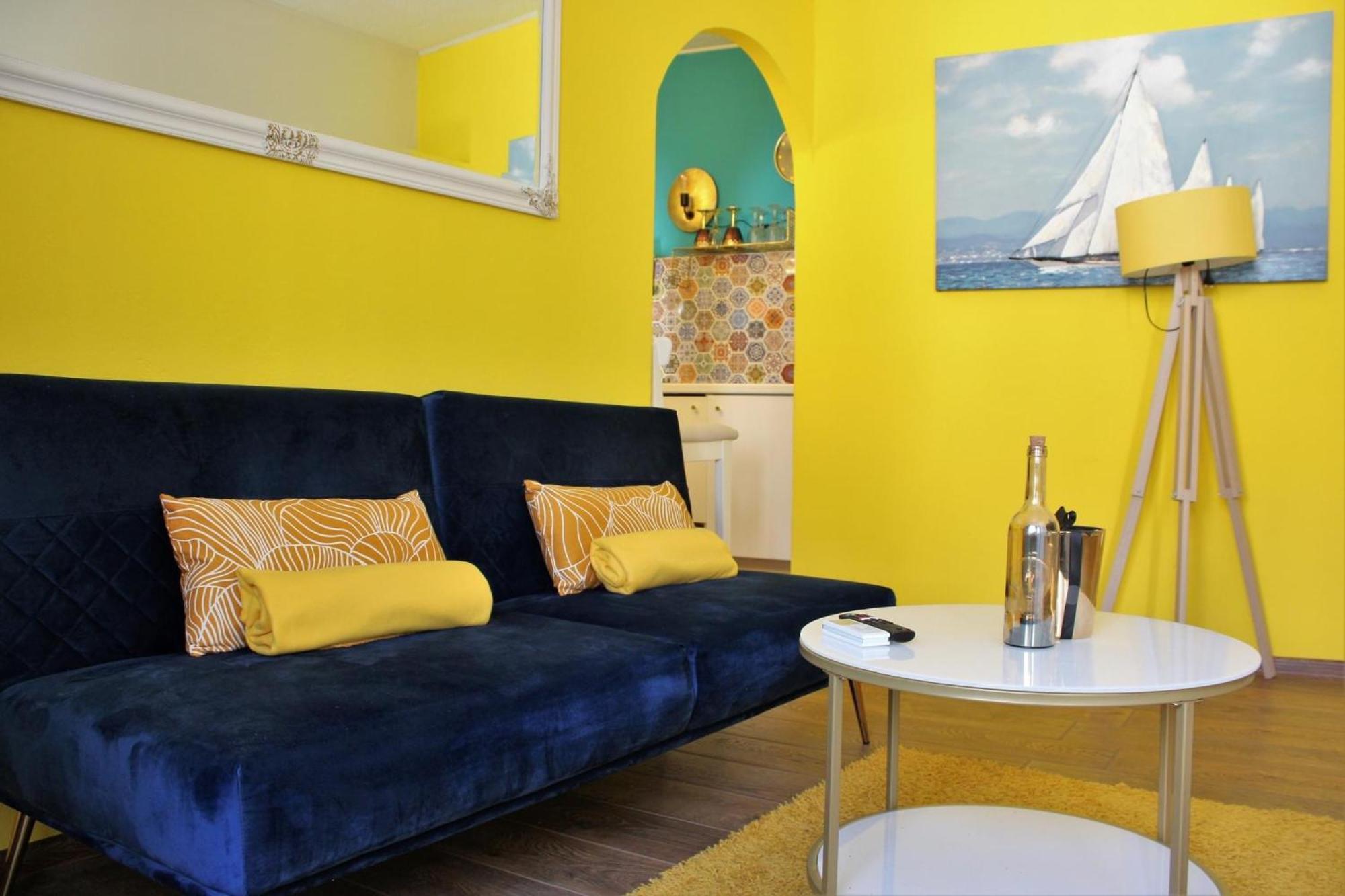 Oh La La Apartment Old Town Rovinj Buitenkant foto
